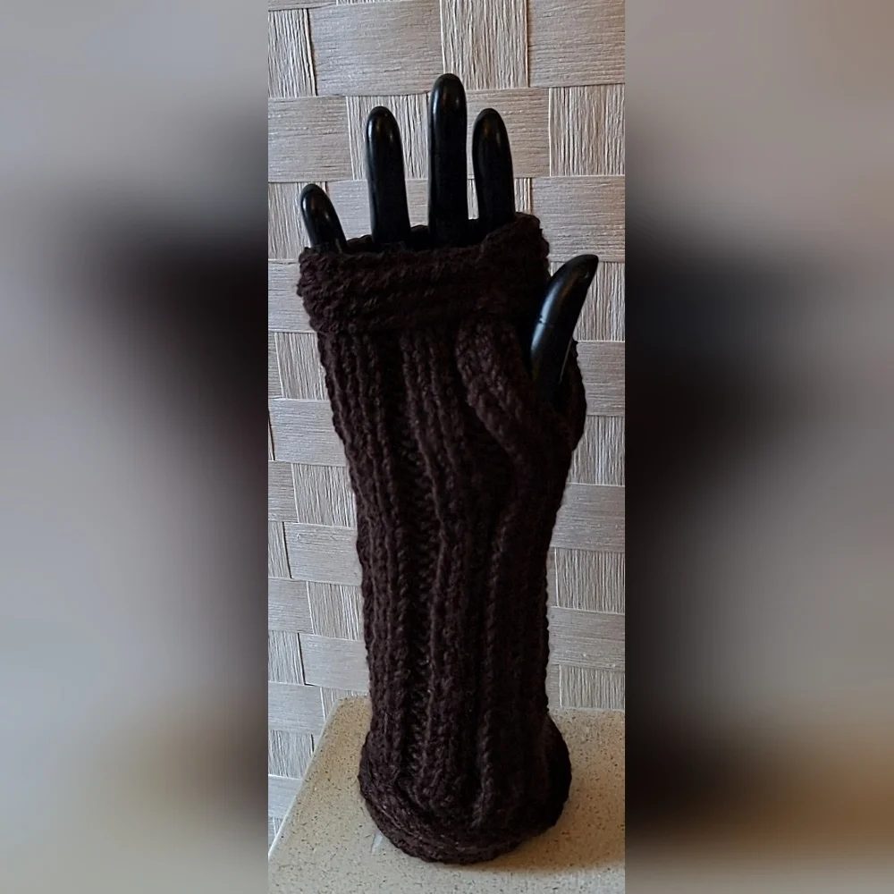 NWT Luxury Cashmere Blend Artisanal Fingerless Mittens